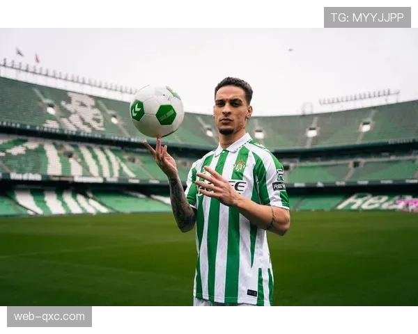 贝蒂斯2-2黄潜赛后官方最佳球员为何选布坎南而非安东尼 贝蒂斯2-2黄潜赛后官方最佳球员为何选布坎南而非安东尼